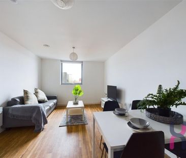 2 bedroom flat to rent - Photo 3
