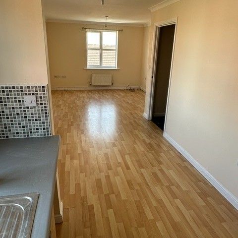 2 Bed Flat, Pavior Road, NG5 - Photo 1