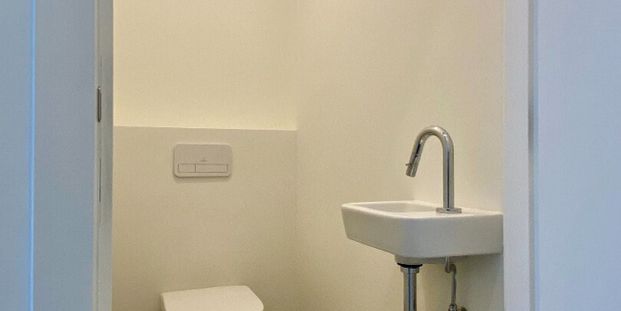 Gelijkvloers app. te huur in Kortrijk voor € 850 met 1 slaapkamer - Foto 1