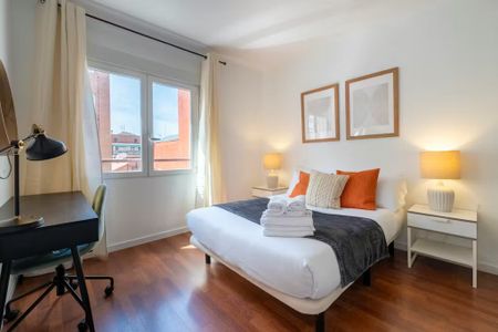 Calle de Marcelino Álvarez, Madrid, Community of Madrid 28017 - Photo 5