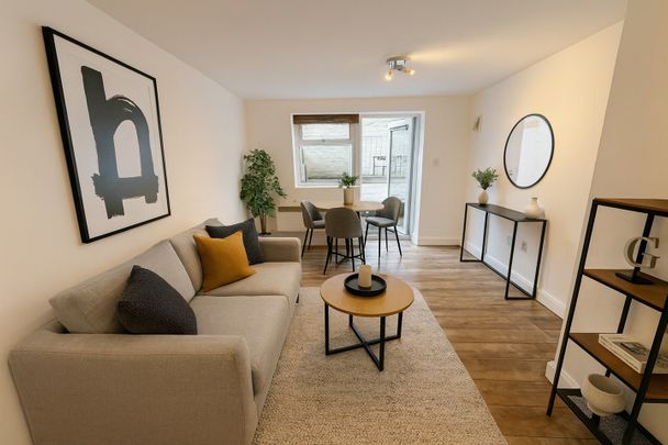 1 Bed Flat, London, N19 - Photo 1