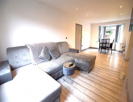 3 Bedroom Semi Detached Valuation - Photo 4