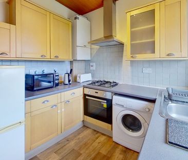 2 bedroom apartment to rent - Photo 4