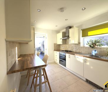 3 bed Semi-detached in Blackoak Road , Cardiff, CF23 6QX - Photo 2