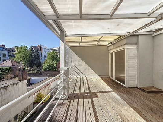 Flat - for rent - Photo 1