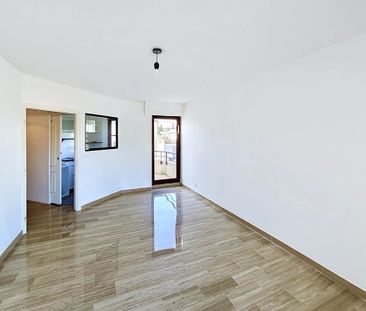 Location Appartement 2 pièces 46m² CANNES 06400 - Photo 4