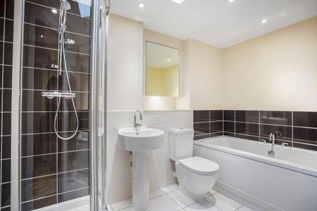 2 bedroom flat to rent - Photo 4