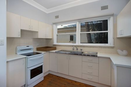 Happy Days - Photo 3