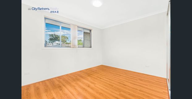 Sensational Duplex, Top Location - Photo 1