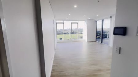 1 Bed 1 Bath-1007 - Photo 2