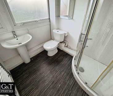 Greenlawns, St. Marks Road, Tipton, DY4 - Photo 3