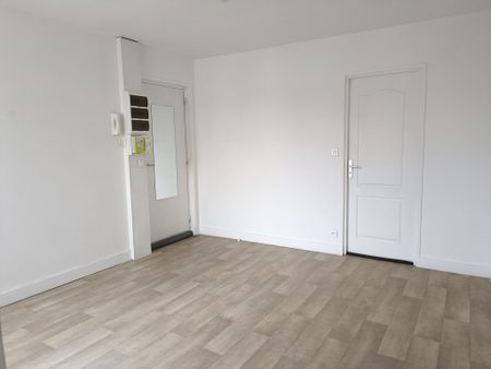 Location Appartement 2 pièces 33m² REIMS 51100 - Photo 5