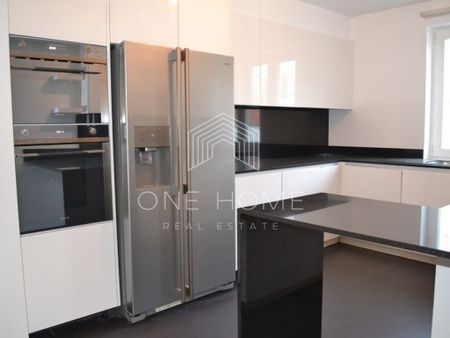 3 room luxury Apartment for rent in Lisbon - Photo 2