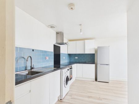 1 bedroom flat to rent - Photo 3