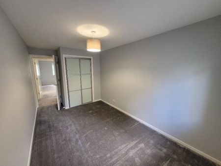 1 Ballinard Gardens, Broughty Ferry, Dundee - Photo 2