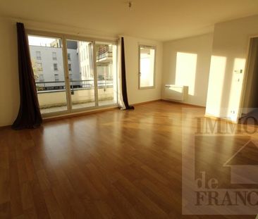 Location Appartement 3 pièces 71m² - Photo 2