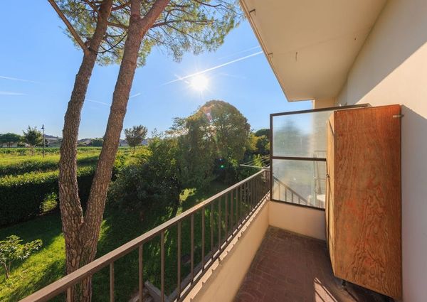 Via Cesare Cremonino, Padova, Veneto 35124