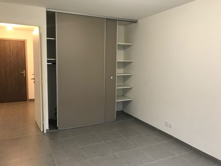 Appartement - Aix-En-Provence (13100) - 42.92 m² - - Photo 2