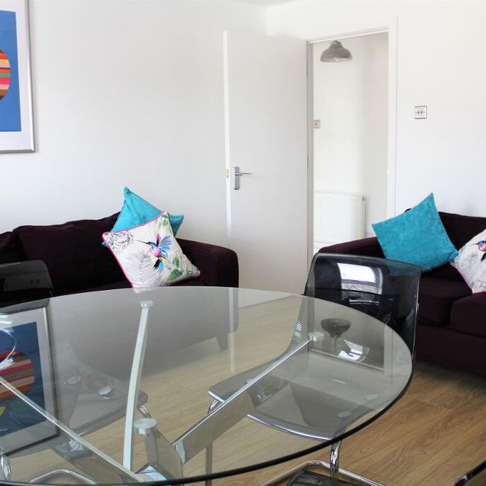 STUDENT LET 2026/27, 13 Stuart Gardens, Portstewart, BT55 7AT - Photo 1