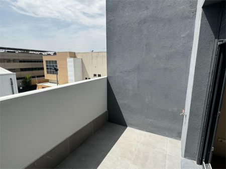 Dúplex de alquiler en Calle de Fuerteventura, 5, Polígono Industrial Norte - Photo 4