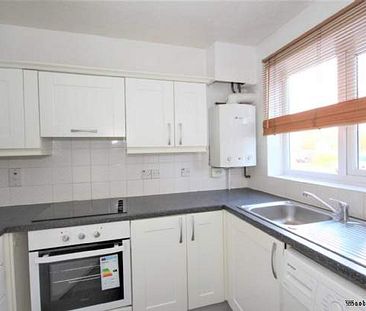 2 bedroom property to rent in Bracknell - Photo 4