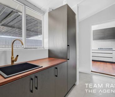 Modern Family Home in Prime Cloverdale - Photo 4