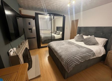 Room in a Shared House, School Road, BS4 - Photo 3