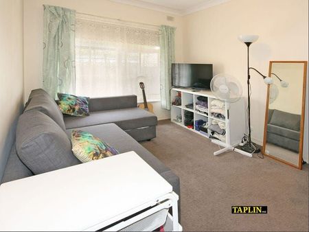 2/38 Moseley Street, Glenelg - Photo 2