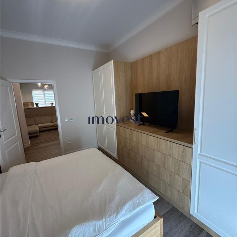 De inchiriat: Apartament cu 2 camere in zona Centrala - Photo 1