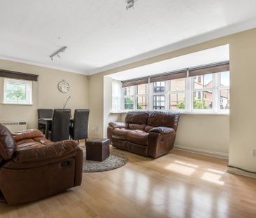 2 Bed Flat, Holybrook, RG1 - Photo 4