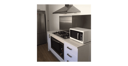 Spacious rooms in friendly share house Close to Shops & Uni! - Photo 2