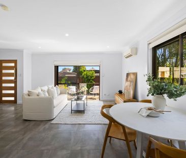 Boutique Villa Living with House-Like Space & Stunning Outdoor Ente... - Photo 1