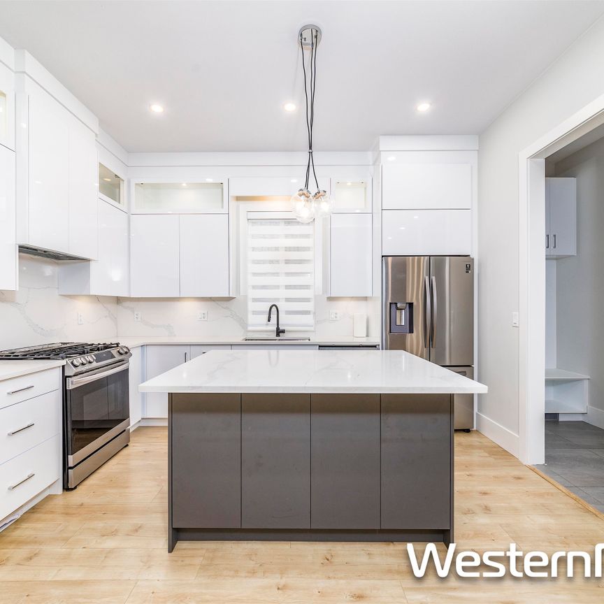 16591 25A AVENUE, Surrey, BC V3Z 9W9 - Photo 1