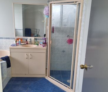 Rouse Hill - Photo 1