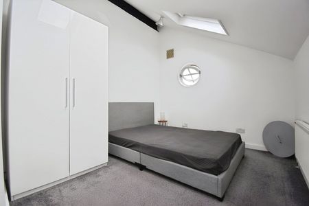 Foxberry Road, London, SE4 - Photo 3