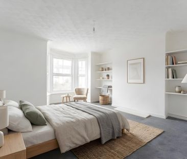 London Road South, Lowestoft - Photo 4