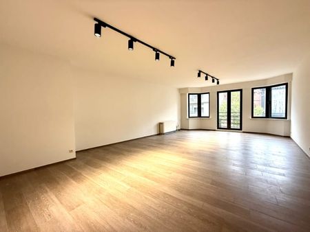 Appartement te huur - Foto 2