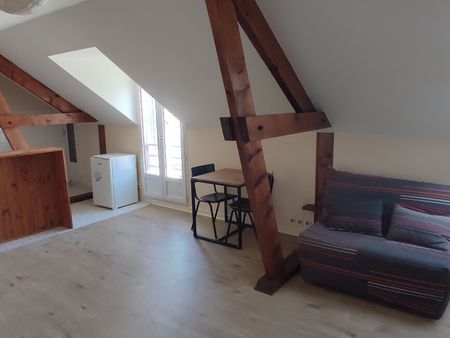 Appartement - 1 pièce - 34 m² - Argenton-sur-Creuse - Photo 5