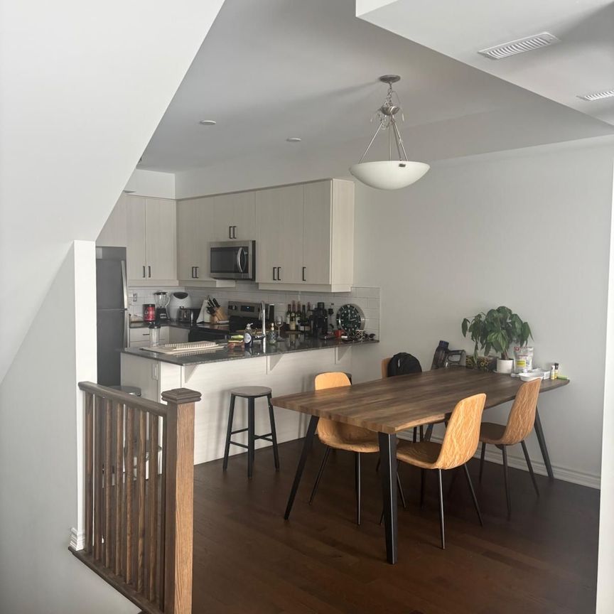 For Lease - 5219 Bench Row, Mississauga, Ontario - Photo 1