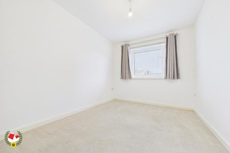 Lime Tree Court, Hardwicke, Gloucester - Photo 3