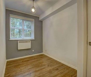 Barkus Way, Stokenchurch, Buckinghamshire, HP14 - Photo 2