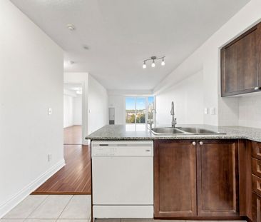 For Lease - 7 North Park Road Unit# 806, Vaughan, Ontario - Photo 4