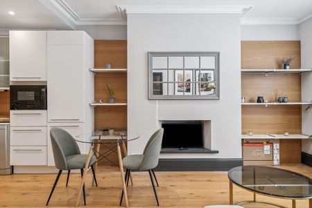 A bright one bedroom apartment to rent in Marylebone, W1T - Photo 4