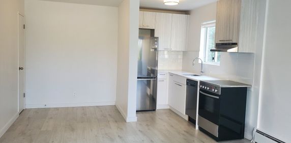 The White House - Photo 2