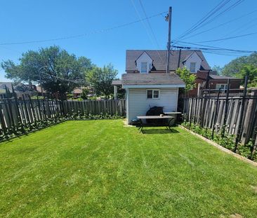 For Lease - 252 Scott Road Unit# Main, Toronto, Ontario - Photo 3