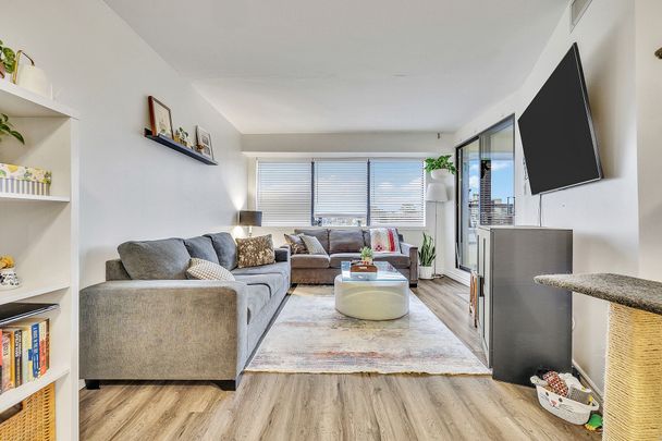 For Lease - 100 Bronte Road Unit# 309, Oakville, Ontario - Photo 1