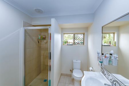 2 BEDROOM DUPLEX + ELECTRICITY AND WATER INCLUDED + SWIMMING POOL - Photo 5