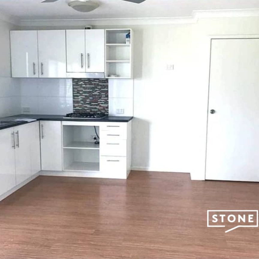 Modern 2 Bedroom Apartment - Photo 1
