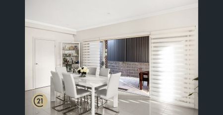 Stunning & Spacious Family Home - Photo 2