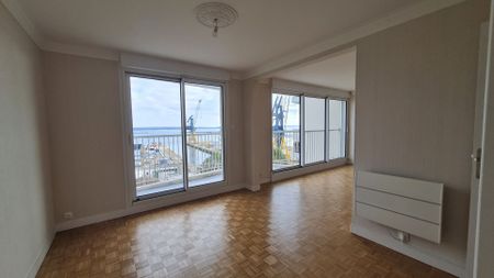 APPARTEMENT 4 PIECES - ROUTE DE LA CORNICHE - VUE MER - Photo 3